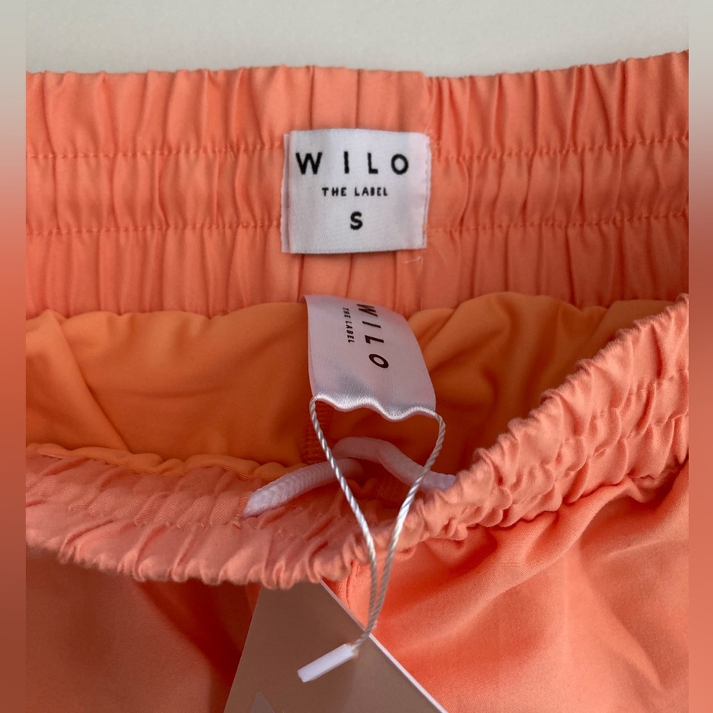 WILO | NWT Women’s 2 In 1 Shorts - Picture 5 of 10